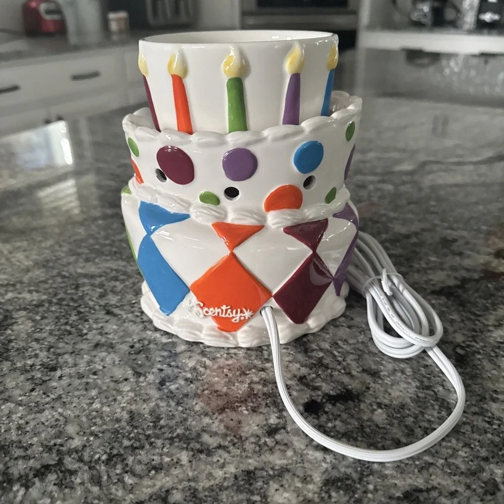 Retired Scentsy 